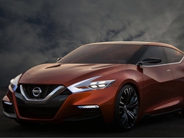 Nissan Sport Sedan      2014