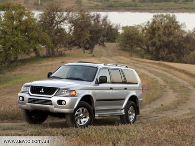 Mitsubishi Pajero Sport -     