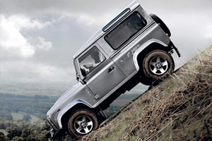 Land Rover Defender   